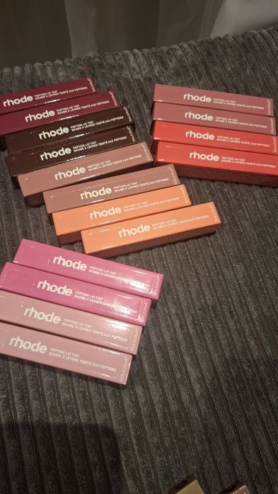 Rhode błyszczyk dużo kolorów