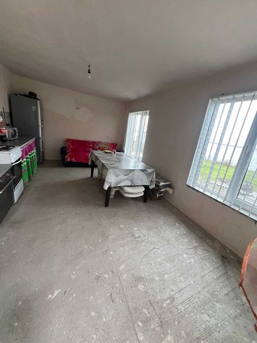 Продаю дом на берегу лимана в Граденицах