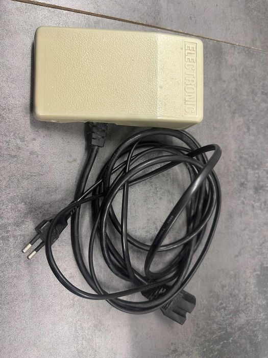 Máquina de costura usada