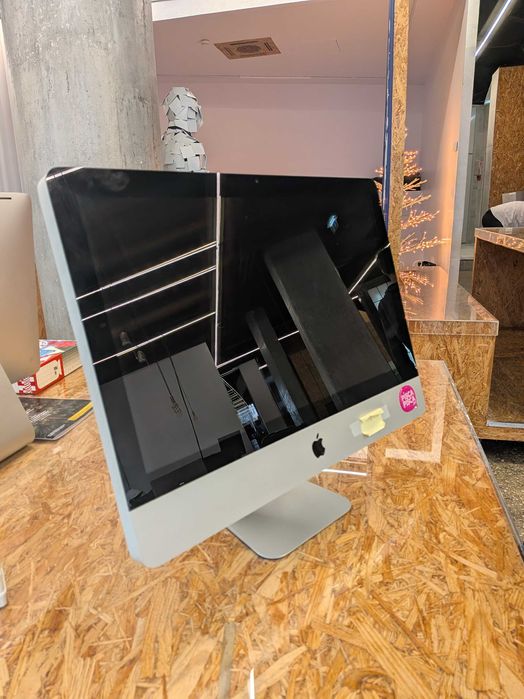iMac 21,5 polegadas 8GB RAM 500GB SSD, CORE I5