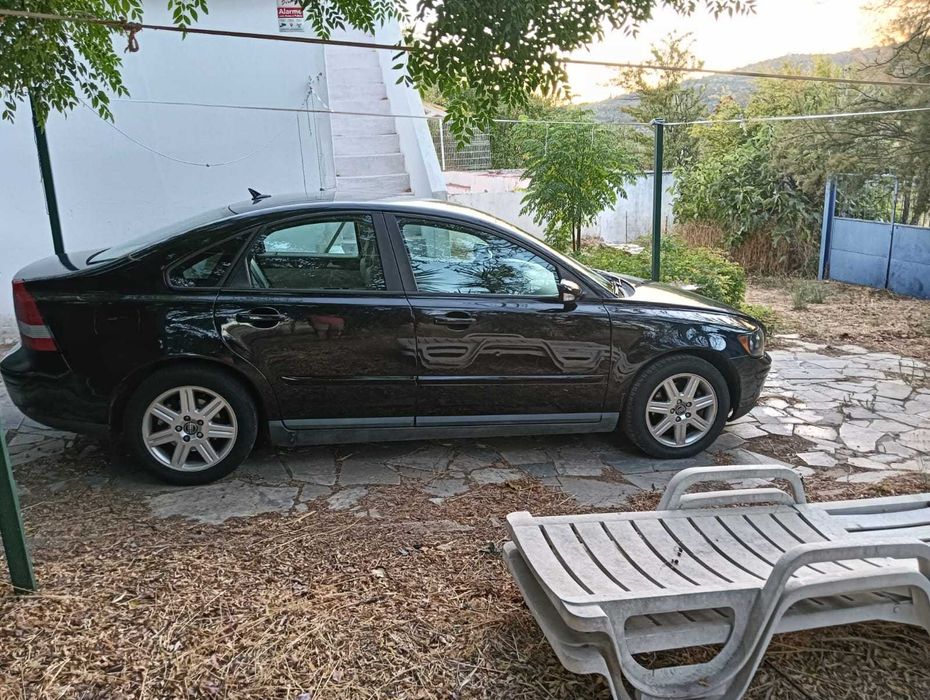 Volvo S40  2.0 turbo diesel, 2004,  480 000 km