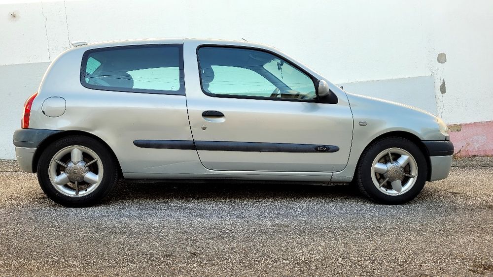 Renault Clio 1.6 16v