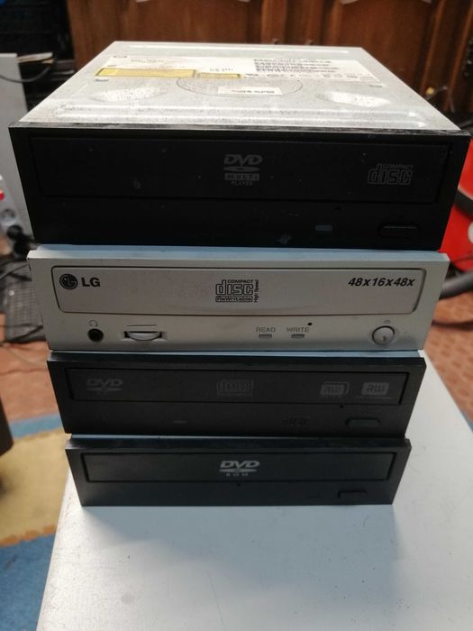 Material diverso64738026385795122