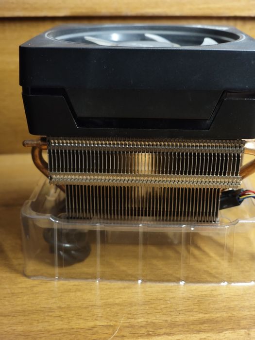 Куллер AMD Wraith Prism