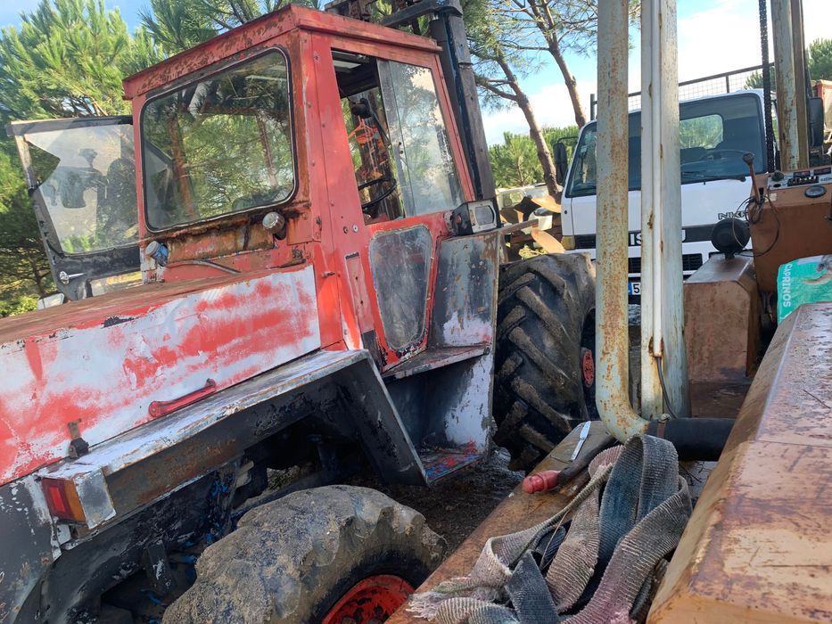 Empilhador 4x4 Manitou mafra