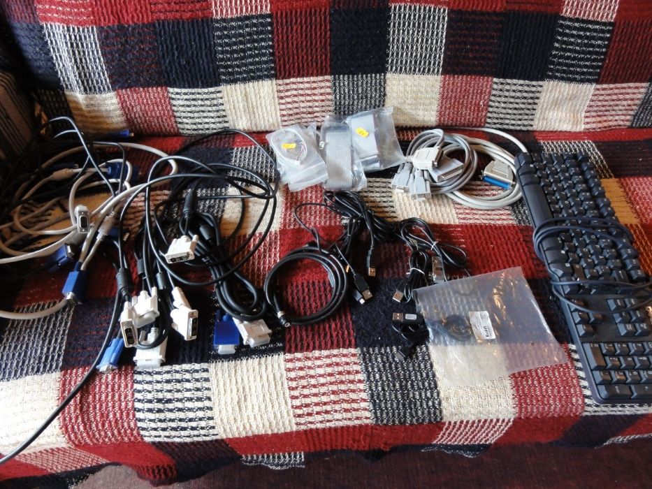 Zasilacze różne, kable komputerowe,zasilające,audio,tel. i itp