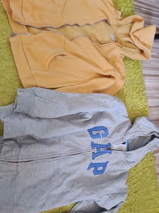 Zestaw bluz rozm  S t-shirt