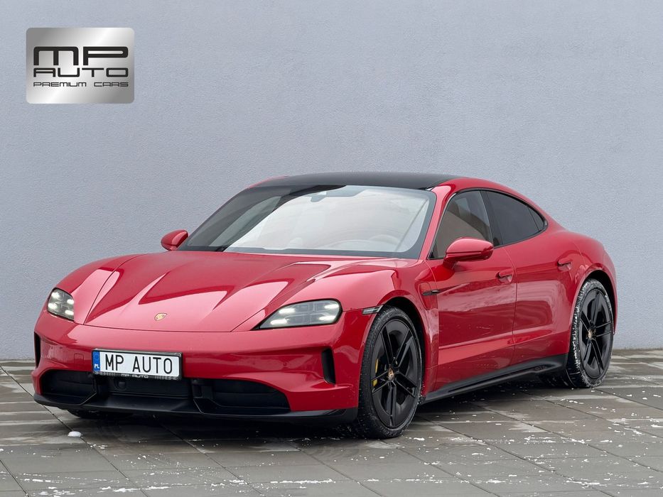 Porsche Taycan nowy 908tyś. GTS 700km 105kWh salon Polska gwar. ceramika VAT23%