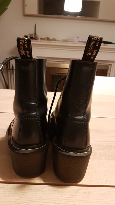 Bota de couro Dr. Martens