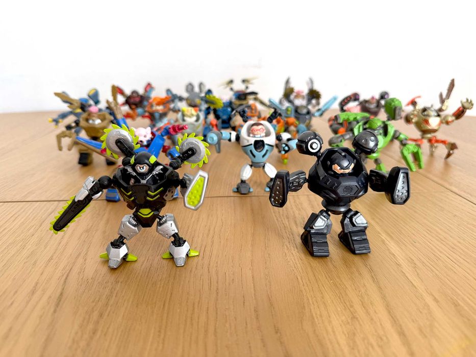 Ready2Robot - 19 figurek