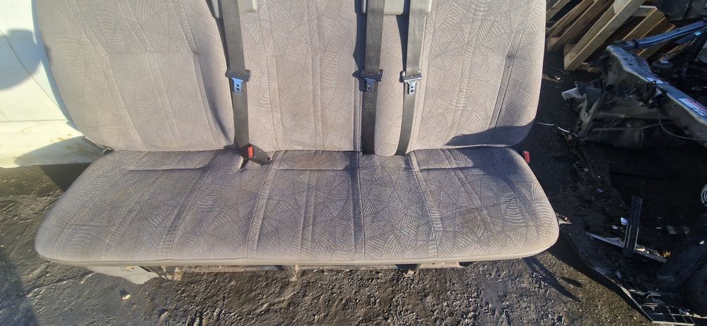 Kanapa Fotele 2 rząd Pas Ford Transit Mk6 MK7 00-14r