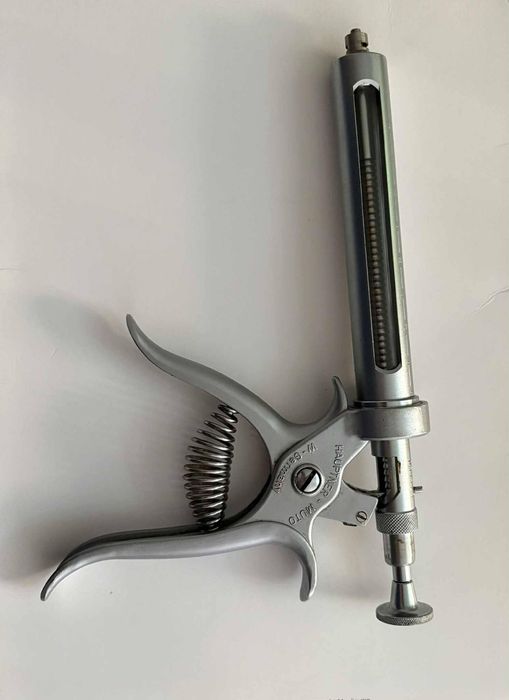 Strzykawka pistoletowa Muto Hauptner 25ml
