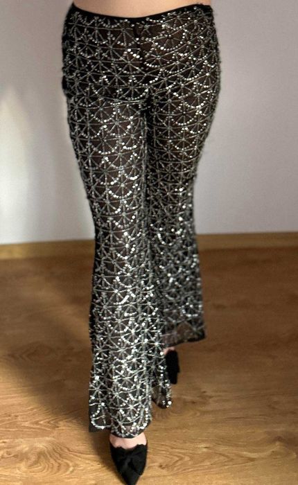 ASOS - Czarne zdobione spodnie cekiny (36)