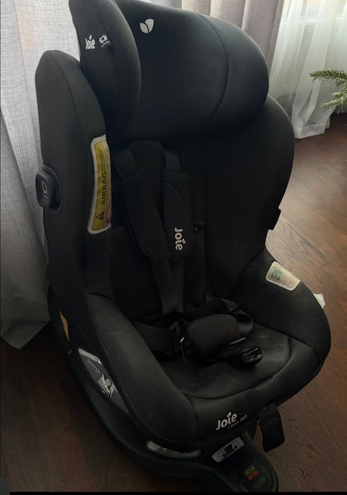 Fotelik obrotowy Joie i-spin 360 0-4 latka
