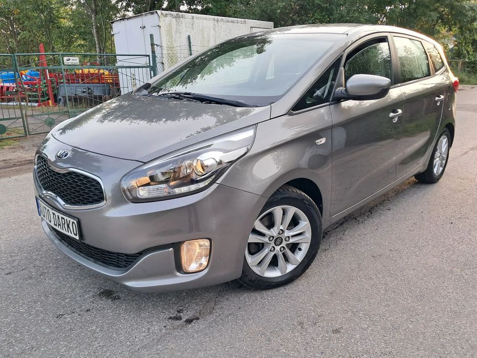 Kia Carens
