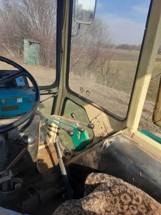 Продам трактор ЮМЗ-6