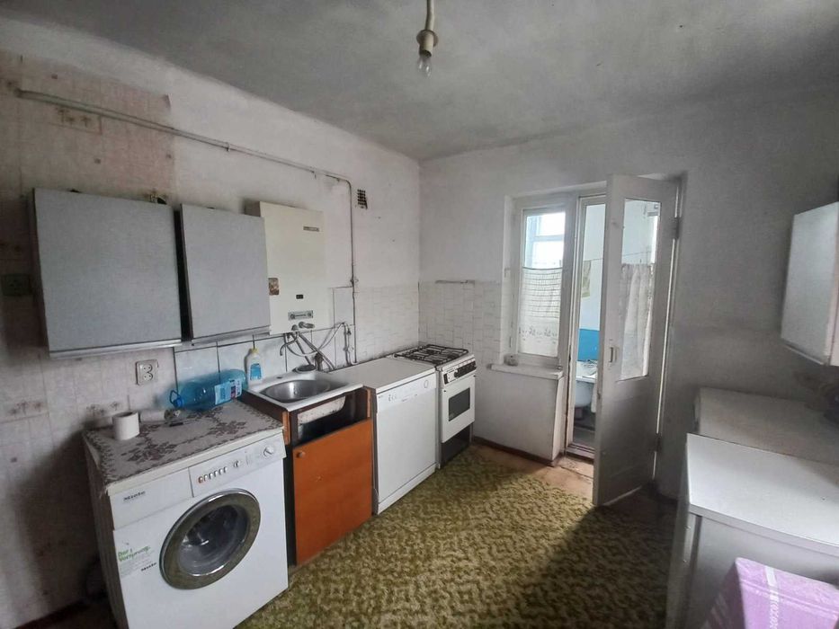 2-х кімнатна квартира с. Сапіжанка