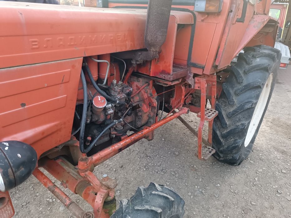 Tur Silnik skrzynia zwolnica t25 ruski Leda rusek części t25 opony 12,