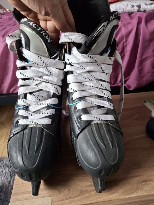 Łyzwy meskie  roz.43  prawie nowe