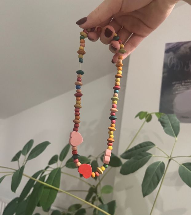 naszyjnik z koralików z serduszkami handmade