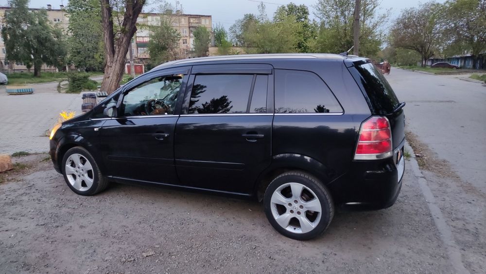 Опель зефира б 2006 р 1,6 бенз  gaz 228км