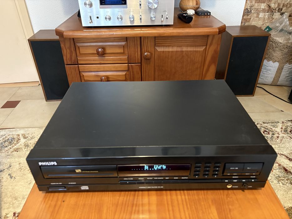 Leitor de CDs Philips CD 692