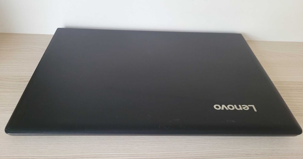 Laptop Lenovo IdeaPad 110 - Intel i5/8GB RAM/240GB SSD/DO PRACY NAUKI