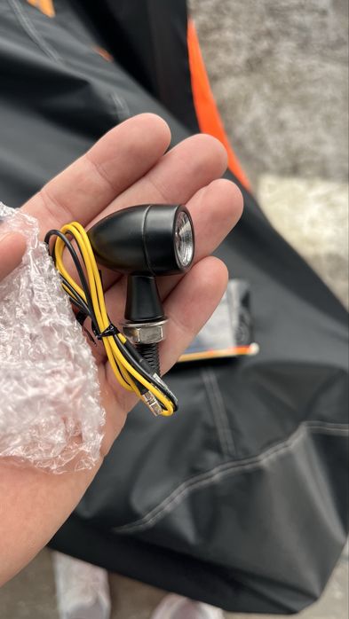 Piscas led universais 12V para mota