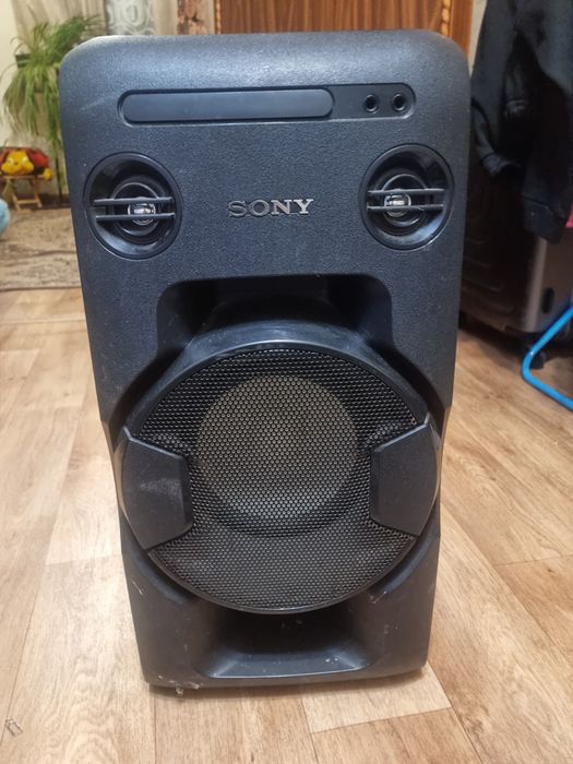 Cony колонка караоке в хорошом состояние
