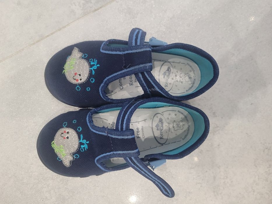 Kapcie CCC  26 rozmiar