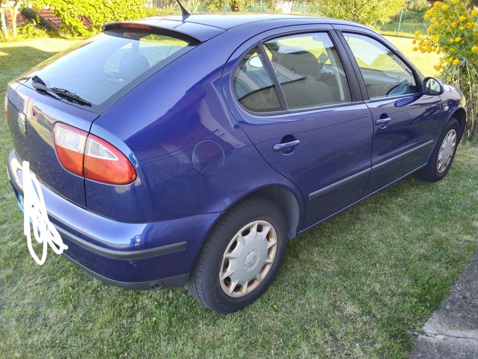 Sprzedam Seata Leona z gazem