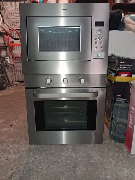 Microondas e forno Zanussi