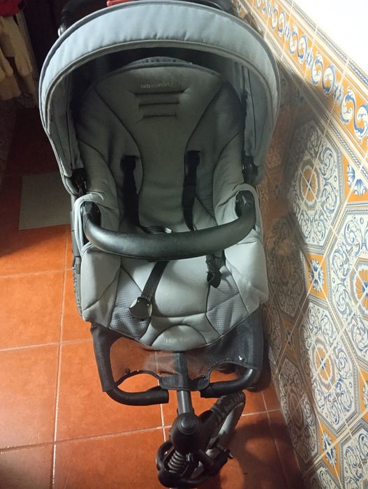 Carrinho Bebé Confort