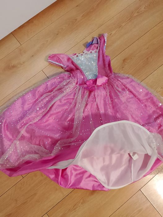 Sukienki 116 rozmiar tiulowe eleganckie