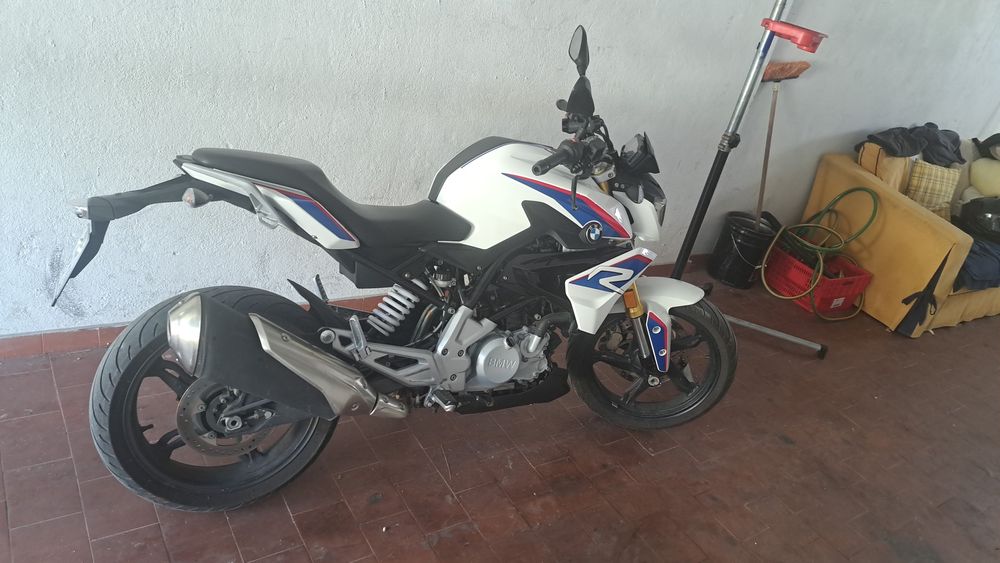 BMW G 310R impecável