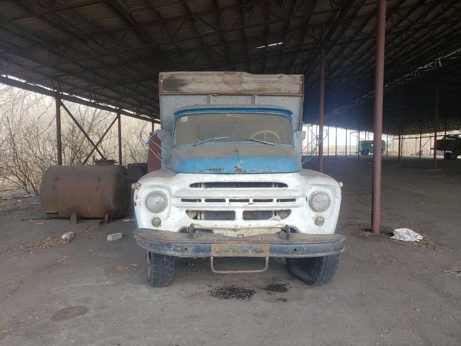 Продам два ЗІЛи одним комплектом