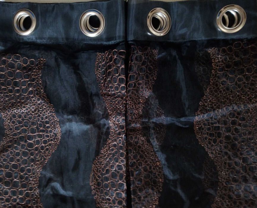 Cortinados Preto&Dourado
