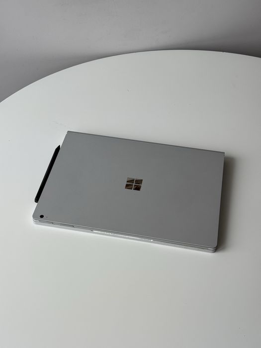 Microsoft Surface Book 3 – 13.5” | Intel i7 | 32GB RAM | 512GB SSD