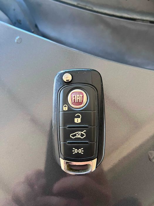 FIAT 500X Pop Star 1.4 MultiAir 140cv | 2018 | 110.000 km | Muito estimado