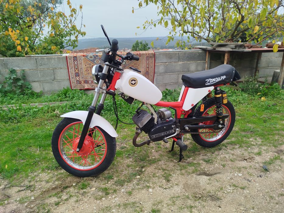 Vendo Famel z3 com dua