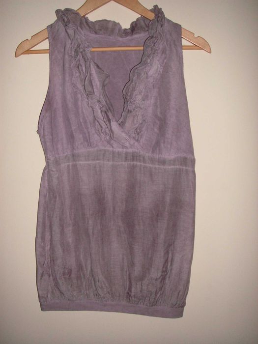 T Shirt / Túnica Zara e T Shirt Sem Mangas e com Folhos
