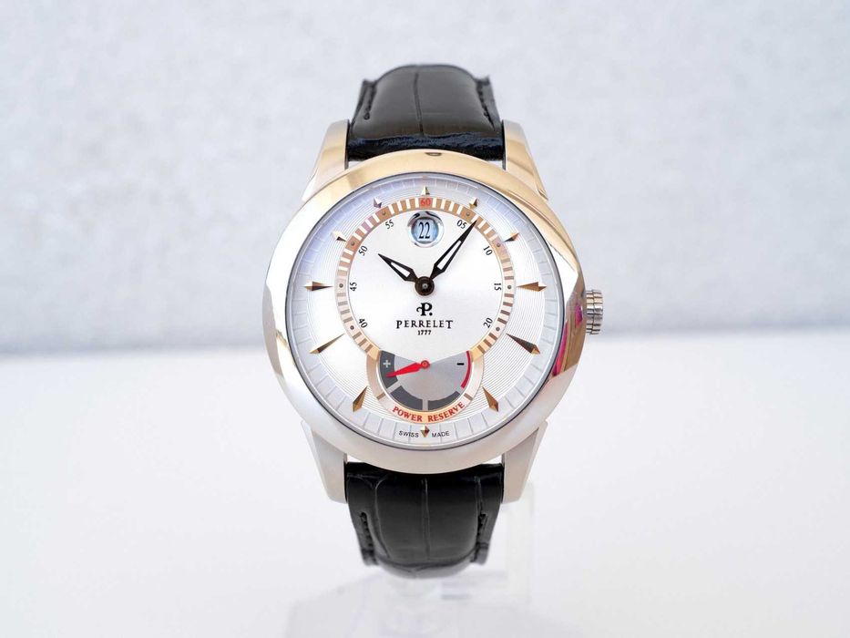 Date Power Reserve 40