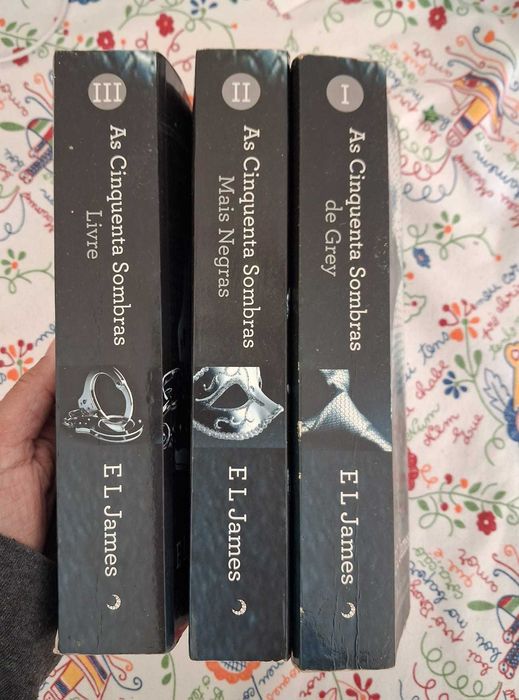 Livros: Anne Frank, Nuno Lobo Antunes, Milan Kundera e Trilogia Cinquenta Sombras de Grey