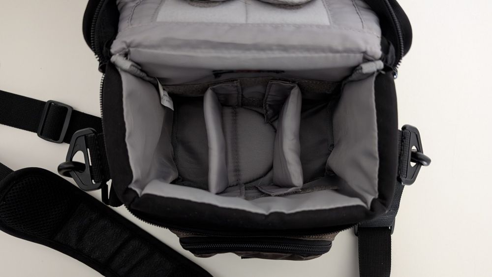 Сумка Lowepro Nova 140 AW