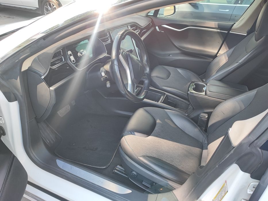 Аренда Tesla Model S,3,Y Кропивницкий