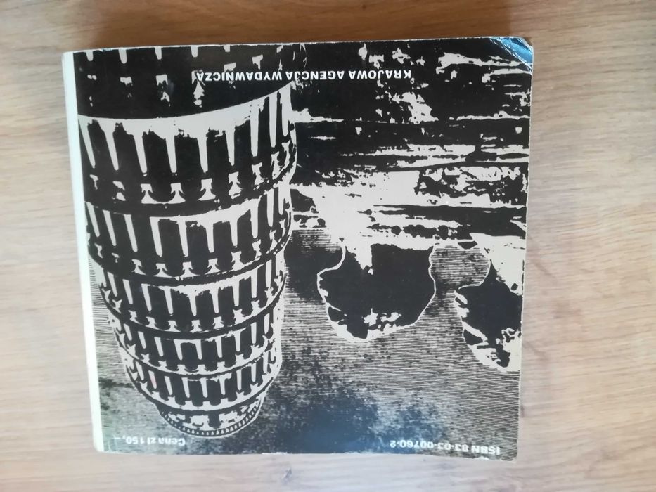 książka cuda architektury Witold Szolginia, 1985 r.