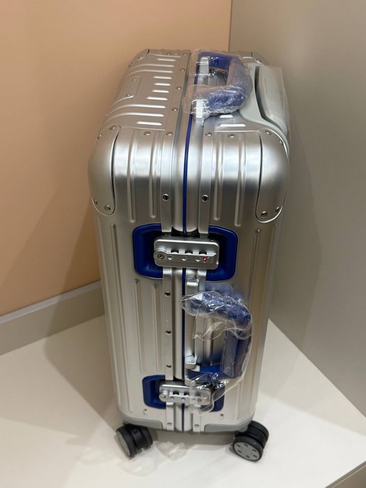Rimowa twist cabin чемодан  / валіза ручна поклажа алюміній