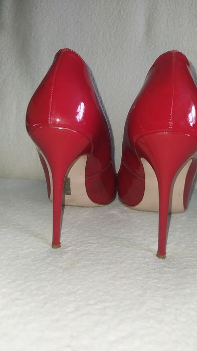 Boskie nowe czerwone wysokie szpilki lakierki Simple roz 40/41+ gratis