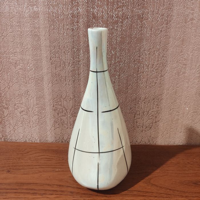 Штоф ваза мінімалізм