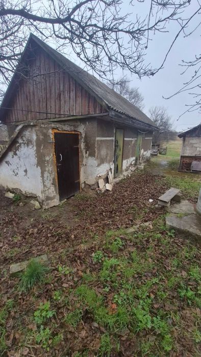 Продам окремий будинок , р-н Чолівка